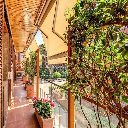 Terrazza Piccolomini: Elegant Apartment Stunning View Over Rome/St Peter'S Dome Kültér fotó