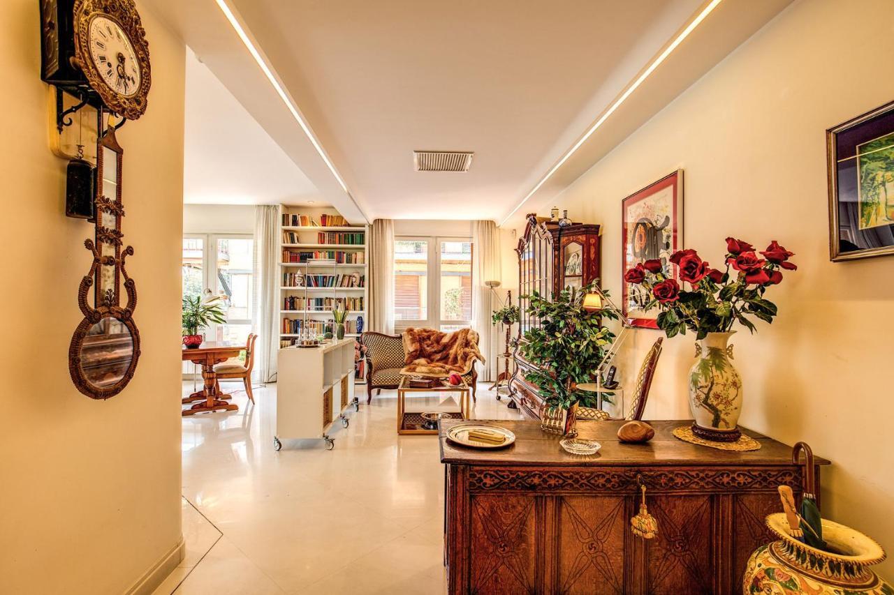 Terrazza Piccolomini: Elegant Apartment Stunning View Over Rome/St Peter'S Dome Kültér fotó